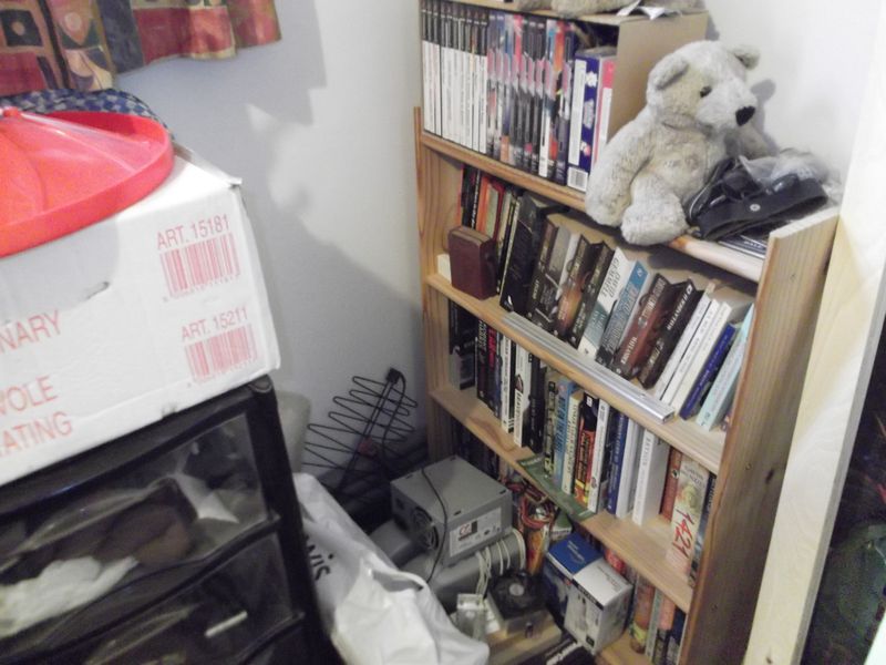 Mark and house 010 Mark and house 010