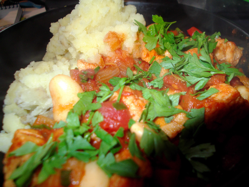 Smoked paprika chicken stew