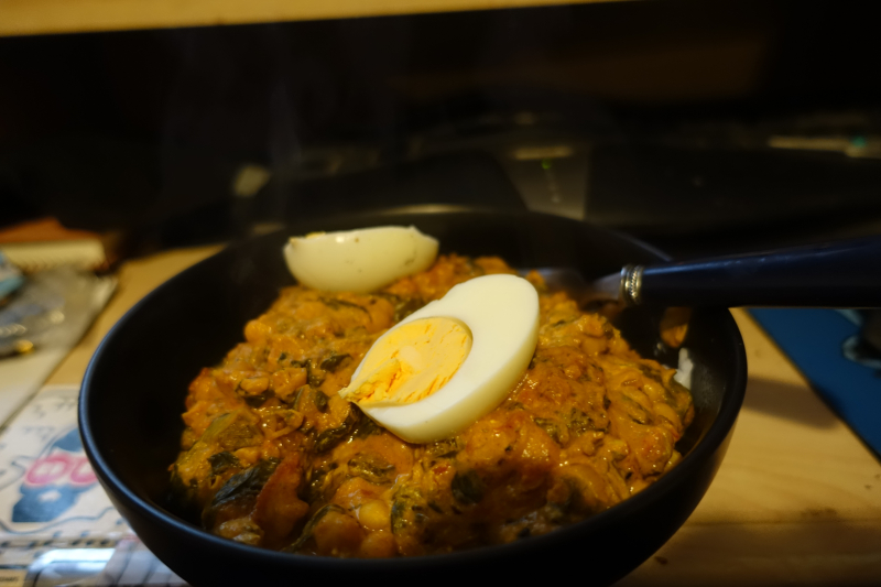 Curried spinach  chickpeam egg